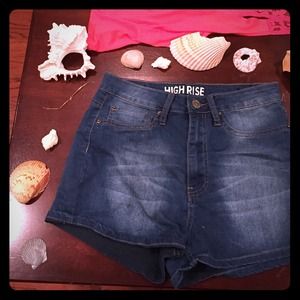 High rise stretch shorts!