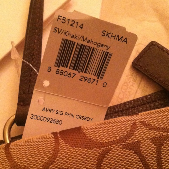 Authentic Coach Crossbody - Picture 4 of 4