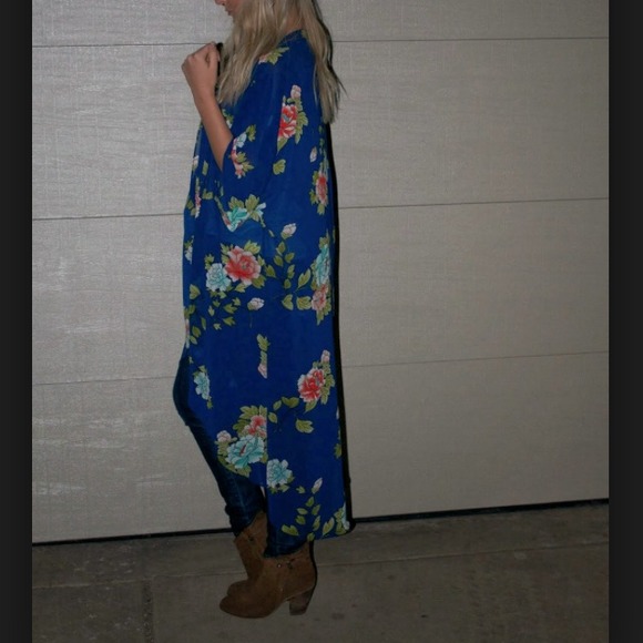 🚫SOLD Kimono - Picture 4 of 4