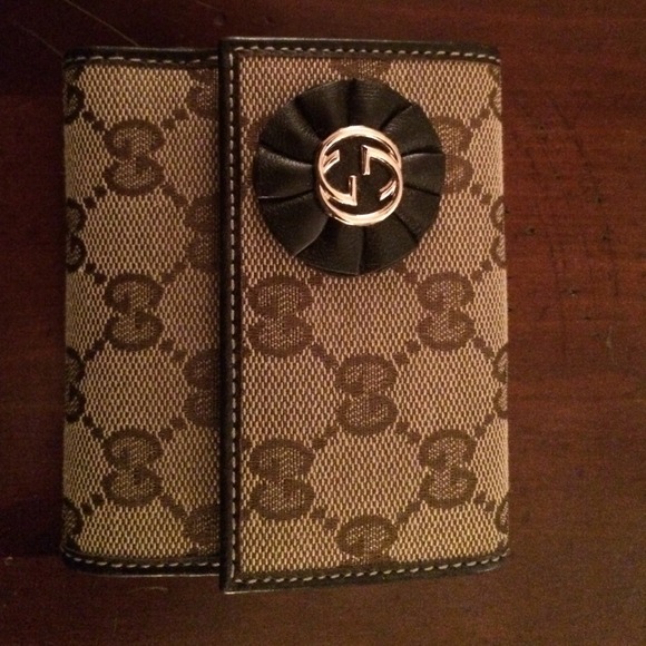 Gucci wallet