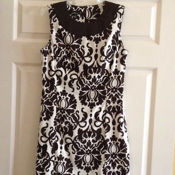 Reduced for kcadd. Brown and cream dress