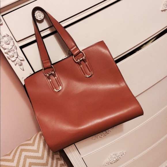 Handbag - Picture 3 of 3