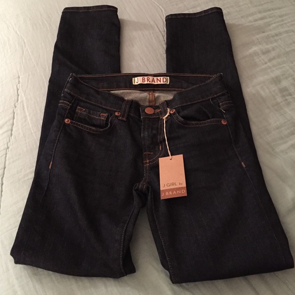⬇️reduced⬇️J girl by j brand sz 8 skinny jeans