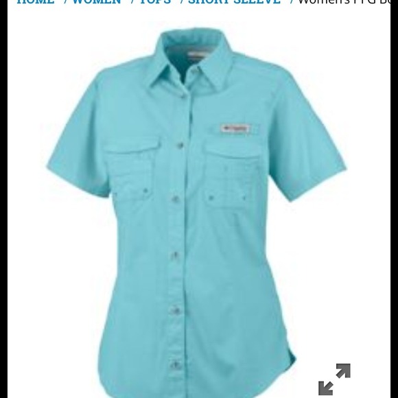 Women's Columbia short sleeve shirt.