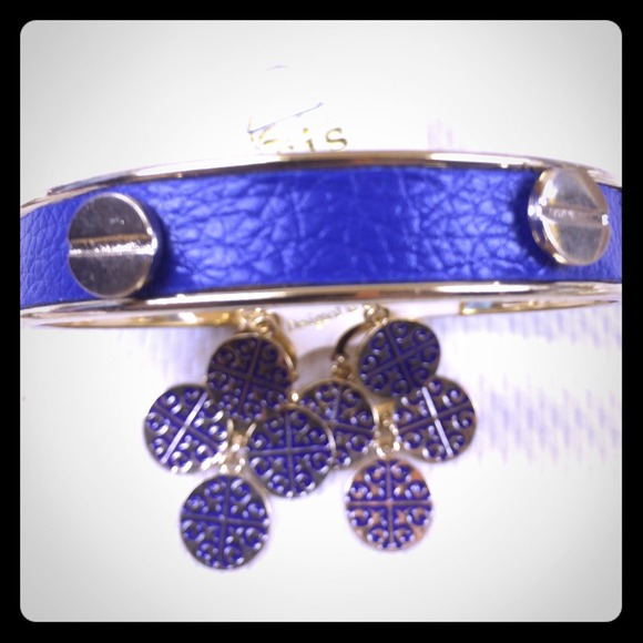 🎅🚫SOLD🚫🎅Royal Blue earrings and bangle - Picture 1 of 3