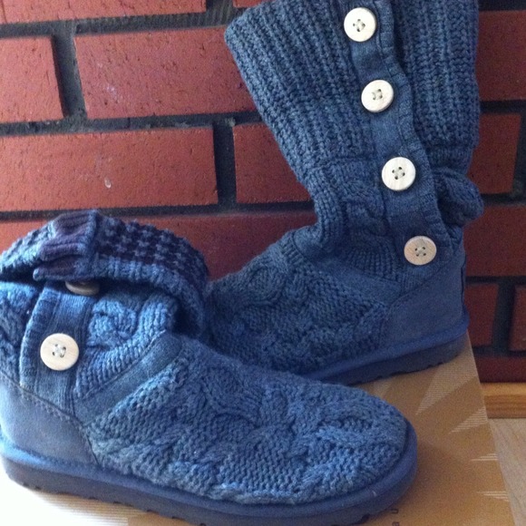 Womens Ugg boots.