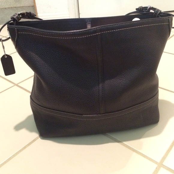 Authentic coach pebbled black leather bag