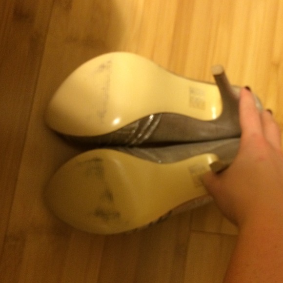 Lulu Townsend heels - Picture 3 of 3