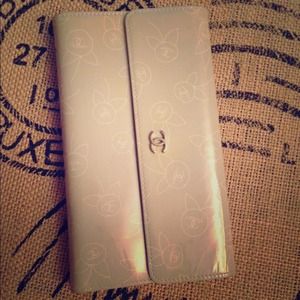 Authentic CHANEL patent leather wallet clutch