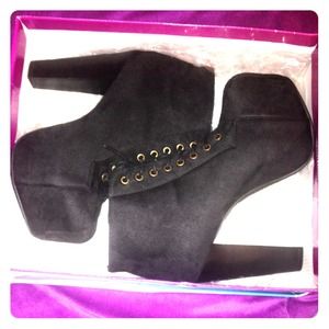 JEFFERY CAMPBELL!