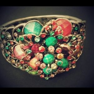 New Bracelet Full of Vibrant BLING BEAUTIFUL