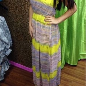 Maxi dress. Size medium