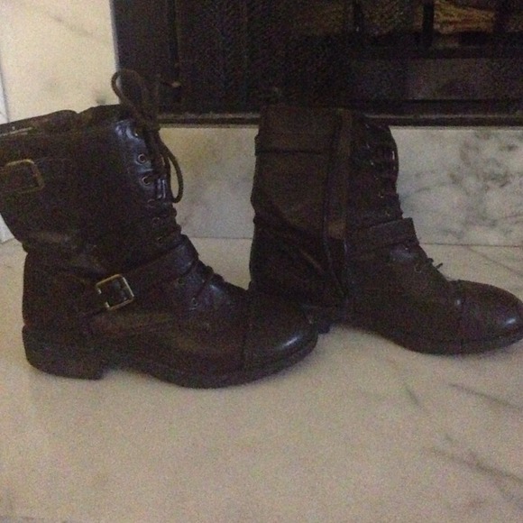 "Flash Sale"Combat Boots!!