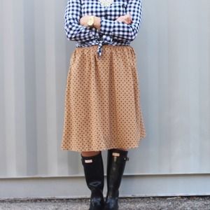 Navy dot skirt