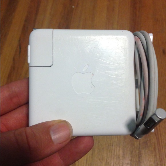 Apple85wMagSafePowerAdapter MacBookProW/RetinaDis