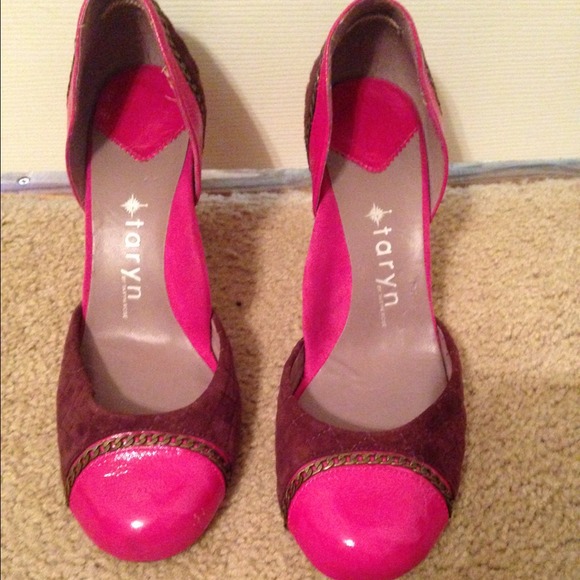 Taryn pumps