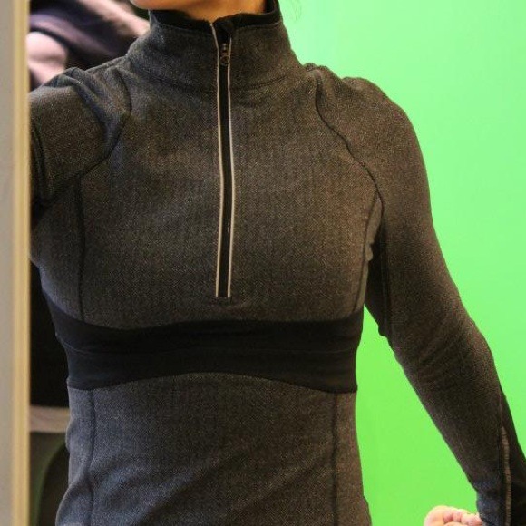 Lululemon run full tilt black herringbone size 4 - Picture 2 of 3