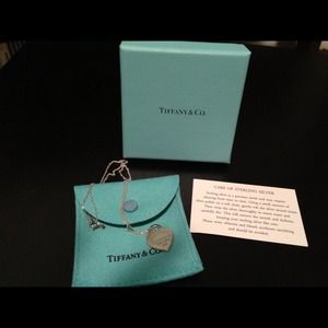 SOLD! Authentic Tiffany & Co necklace