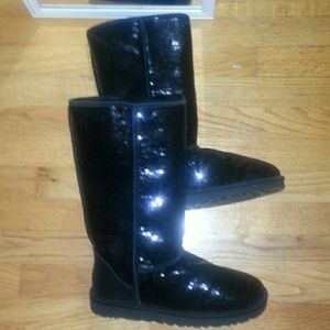 Authentic Tall black sequin uggs! Never worn.