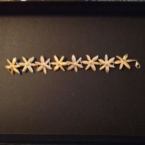 Handmade flower bracelet