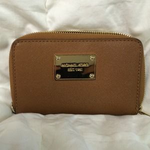 Michael Kors Jet Set Wallet