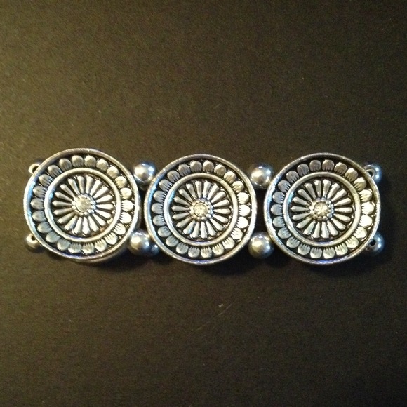Silver tone bracelet