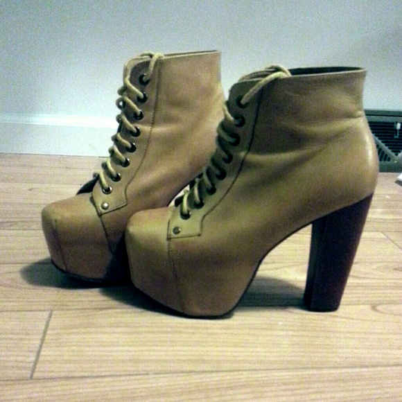 SOLD - Picture 2 of 3