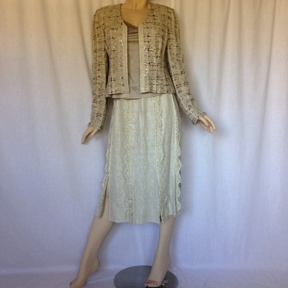 St. John Skirt Suit
