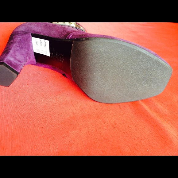 🇮🇹Italian bootie❤️from Milan 💒 purple suede.. - Picture 3 of 4