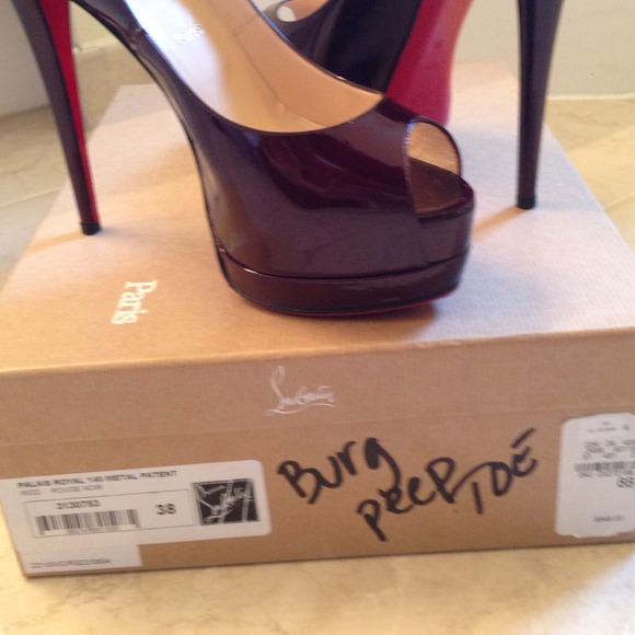 🎉🎉Christian Louboutin Palais royal Patent rouge - Picture 2 of 8
