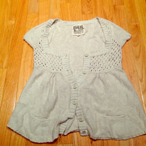 Ruehl 925 baby doll sweater