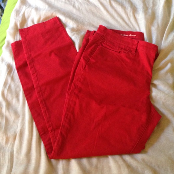 Red skinny jeans