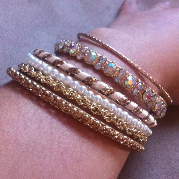 Bracelet - Picture 2 of 2