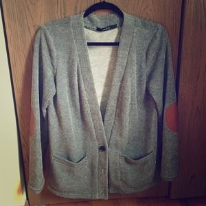 "Boyfriend" sweater with elbow patches