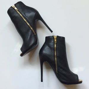 📍Final Price - 6x HP Madden Peep Toe Stilettos