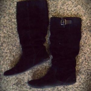 Slouchy black boots