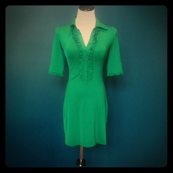 Guess || kelly green dress