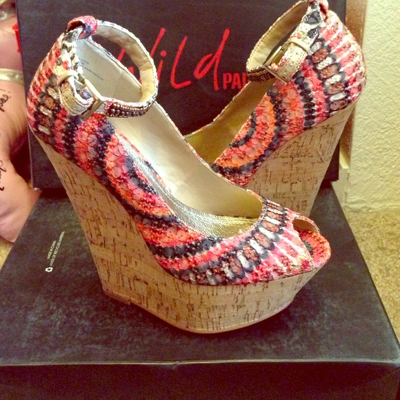 Jezebel Wedges