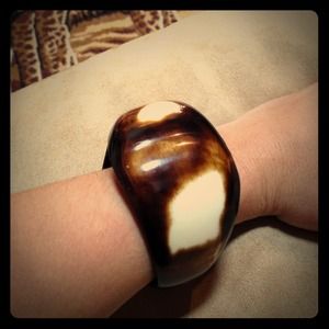 Brown bangle