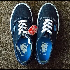 Classic Vans size 6