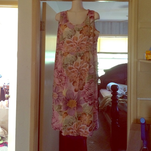 Dress with pockets