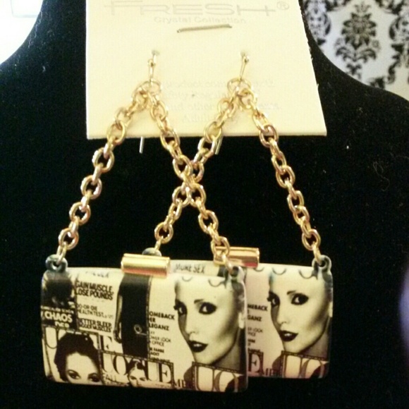 Fresh B&W Magazine Earrings(SOLD)
