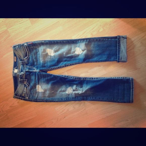 Silver jeans Tuesday cropped. Size 28