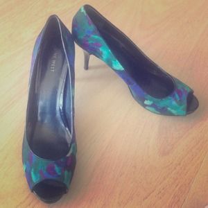 Stunning platform peep-toes