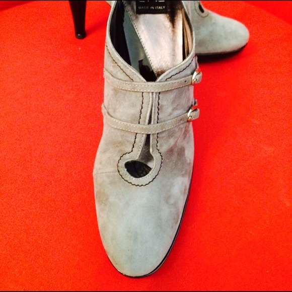 🇮🇹Italian botini from Milan💒gray suede... - Picture 3 of 4