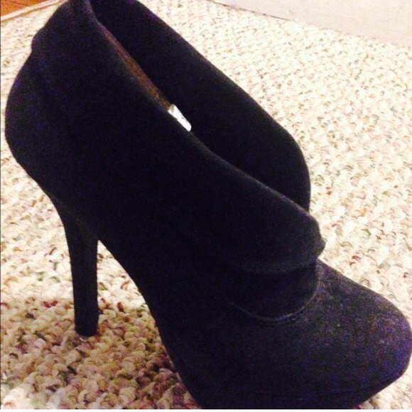 Black booties