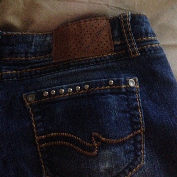 Almost famous cut off dark denim shorts - Picture 2 of 4