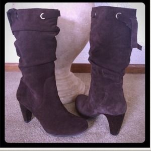 🌸 Cute Suede Boots 🌸