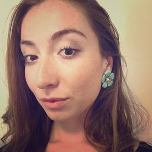 Pretty blue flower earrings!