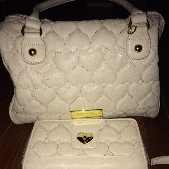 Betsey Johnson purse